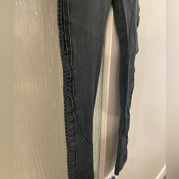 Betsy Johnson Braided Twill Seamless High Rise Ankle Leggings, Size XS, NWOT - Picture 7 of 8